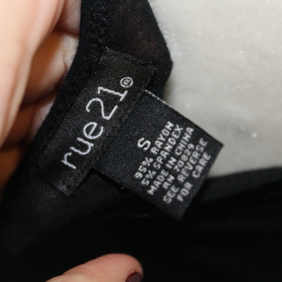 rue21 One Shoulder Shirt/Tunic - Picture 7 of 8